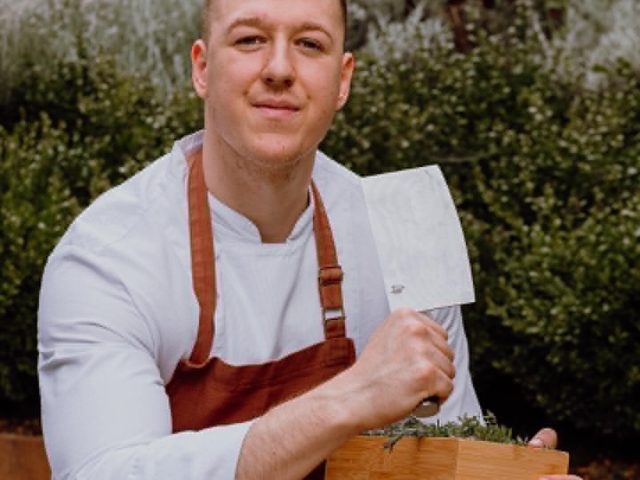 Istarski chef Antonio Brajković ovog petka kuha u Kašteliru – Friday Tasting donosi novo gastro iskustvo