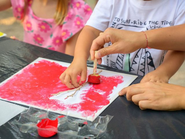 Kids Night u Kašteliru okupio najmlađe na večeri kreativnosti, igre i druženja